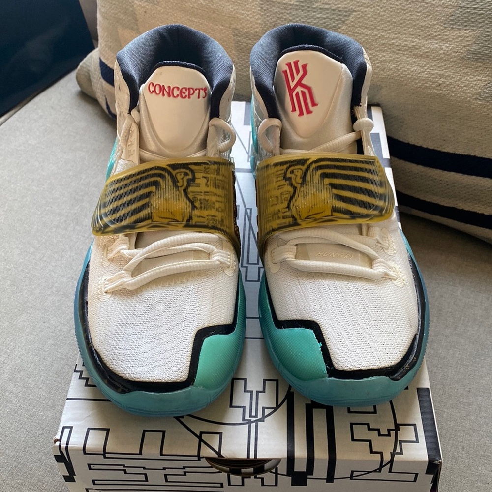 Nike X Concepts Kyrie 6 mummy 3D gold/blue aqua NWB size 5Youth